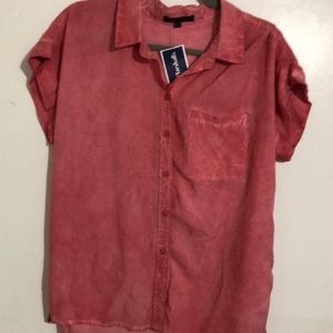 Women’s button up. NWT. Soft as silk. 100% Rayon. A beautiful pink. P to P: 22”